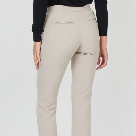 August 1 Eight Straight Leg Crop Pant - Picture 2 of 4